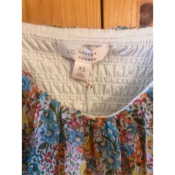 L C Lauren Conrad print Smock ruffled tank size XS NWT (2983) - Picture 2 of 4